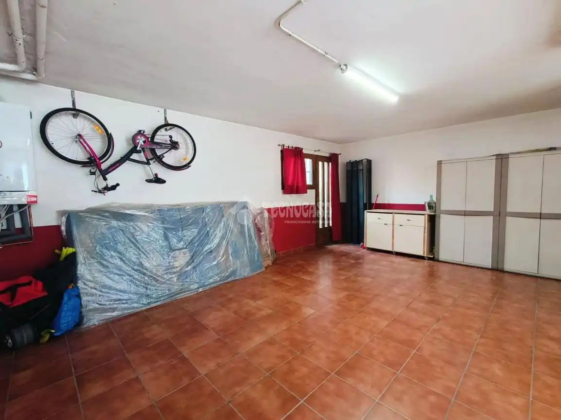 Casa aparellada en venda a Medina del Campo, imagen 43