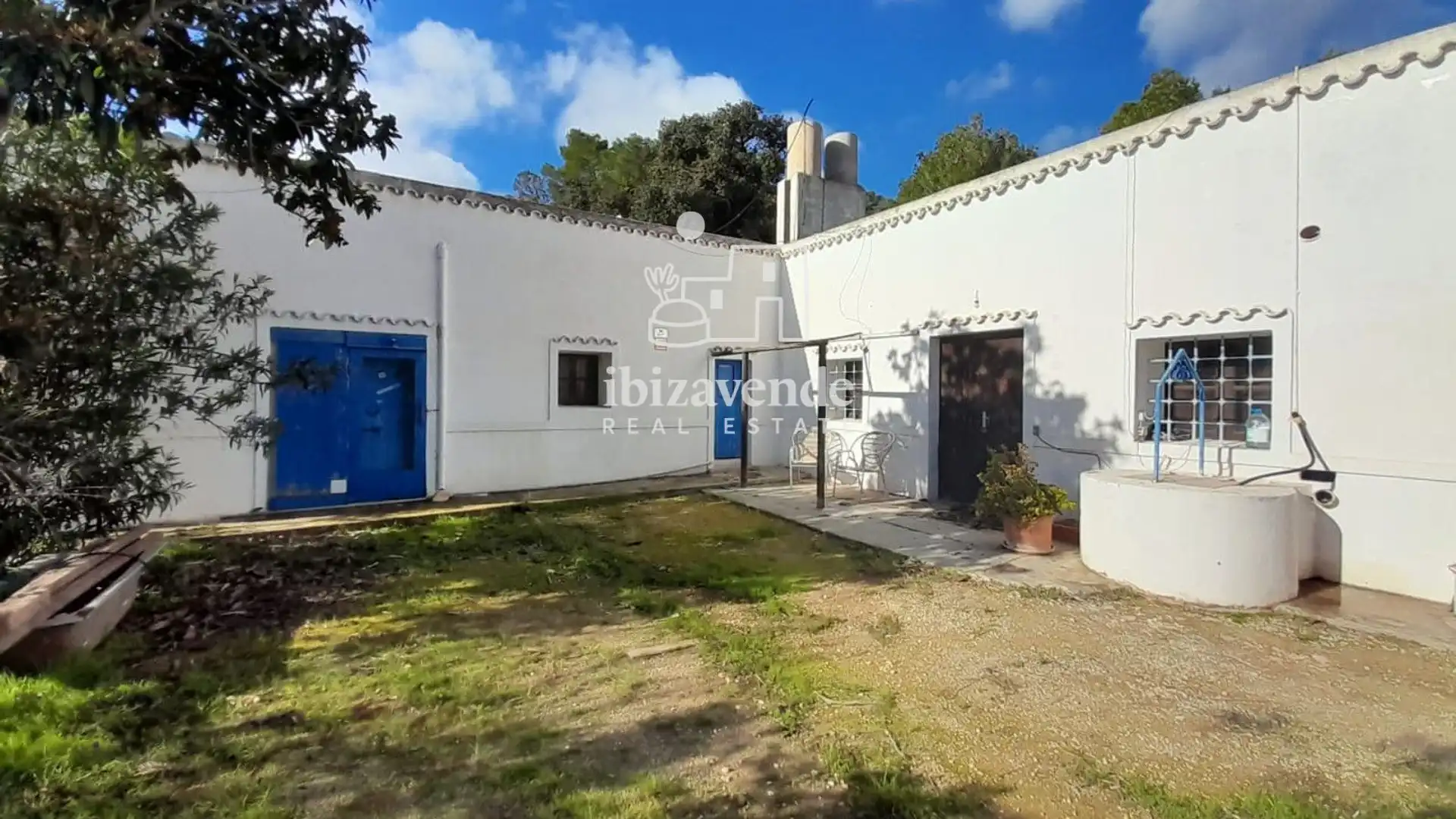 Exterior view of Houses for sale in Sant Antoni de Portmany