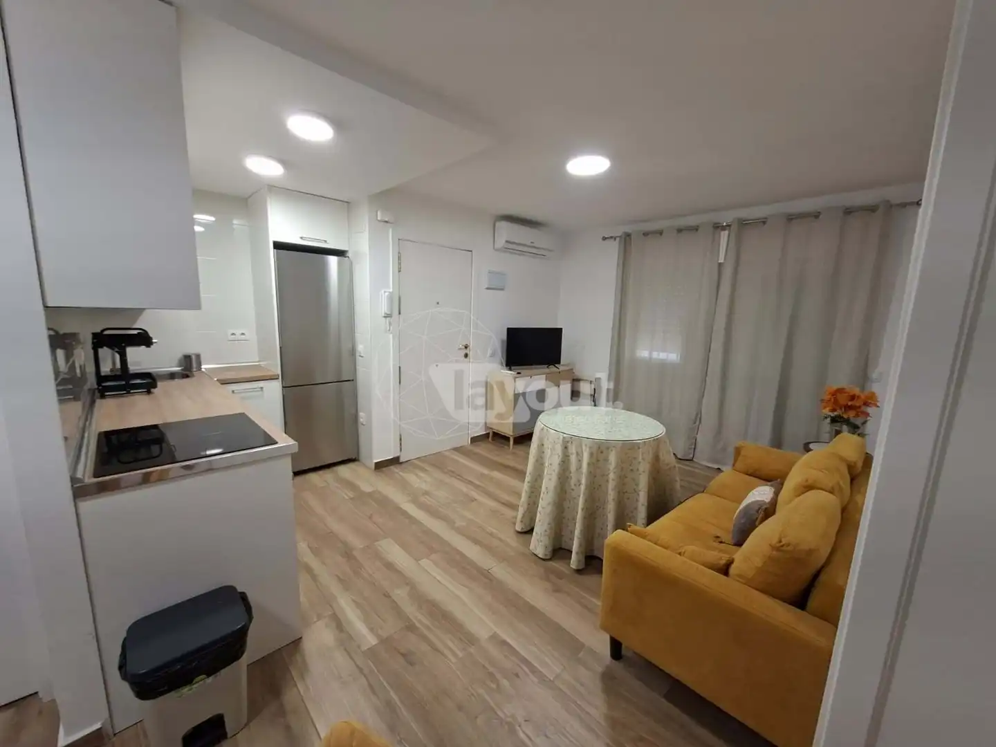 Wohnzimmer von Wohnung zur Miete in Plasencia mit Klimaanlage und Terrasse