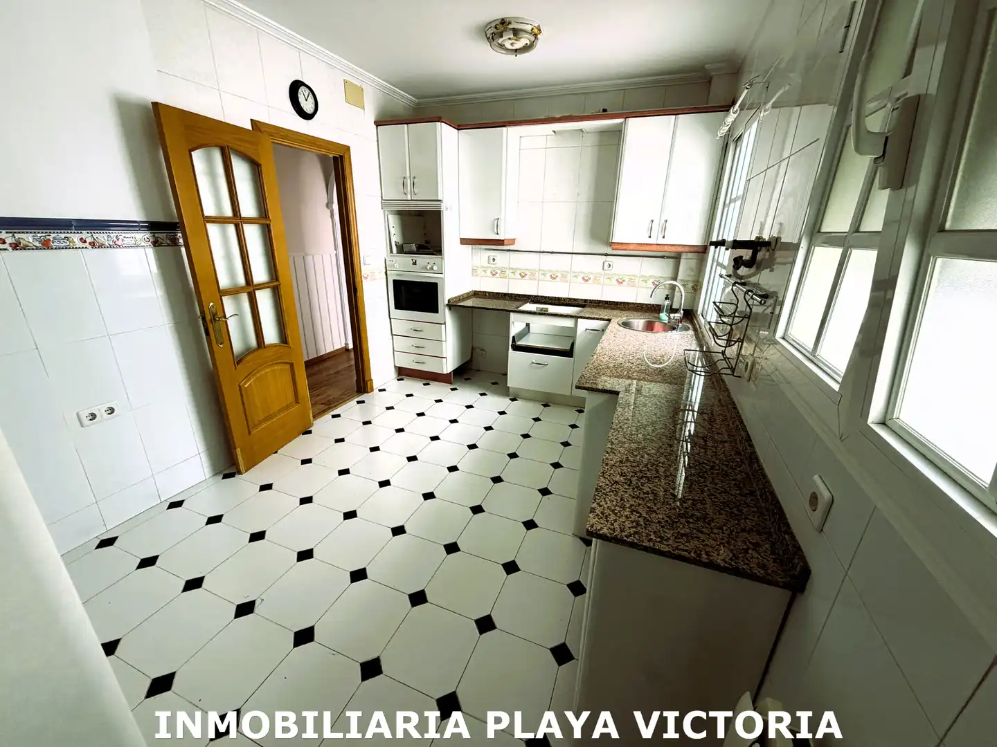 Flat with terrace for sale in Avenida Amílcar Barca, imagen 12