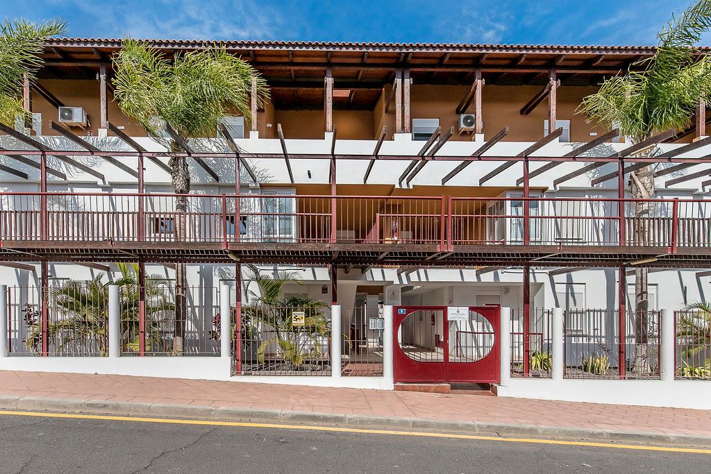 Exterior view of Flat for sale in San Miguel de Abona  with Swimming Pool