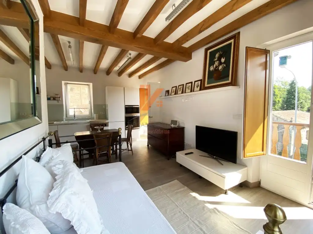 Sala d'estar de Casa o xalet en venda en Boqueixón amb Traster, Moblat i Forn