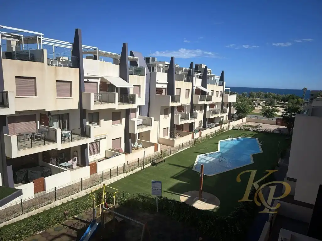 Ático con terraza en venta en Calle Goteborg