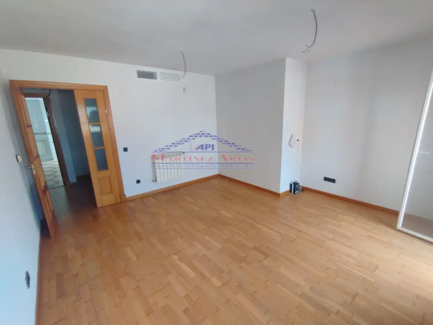 Sala de estar de Dúplex en venta en Linares con Calefacción, Parquet y Balcón