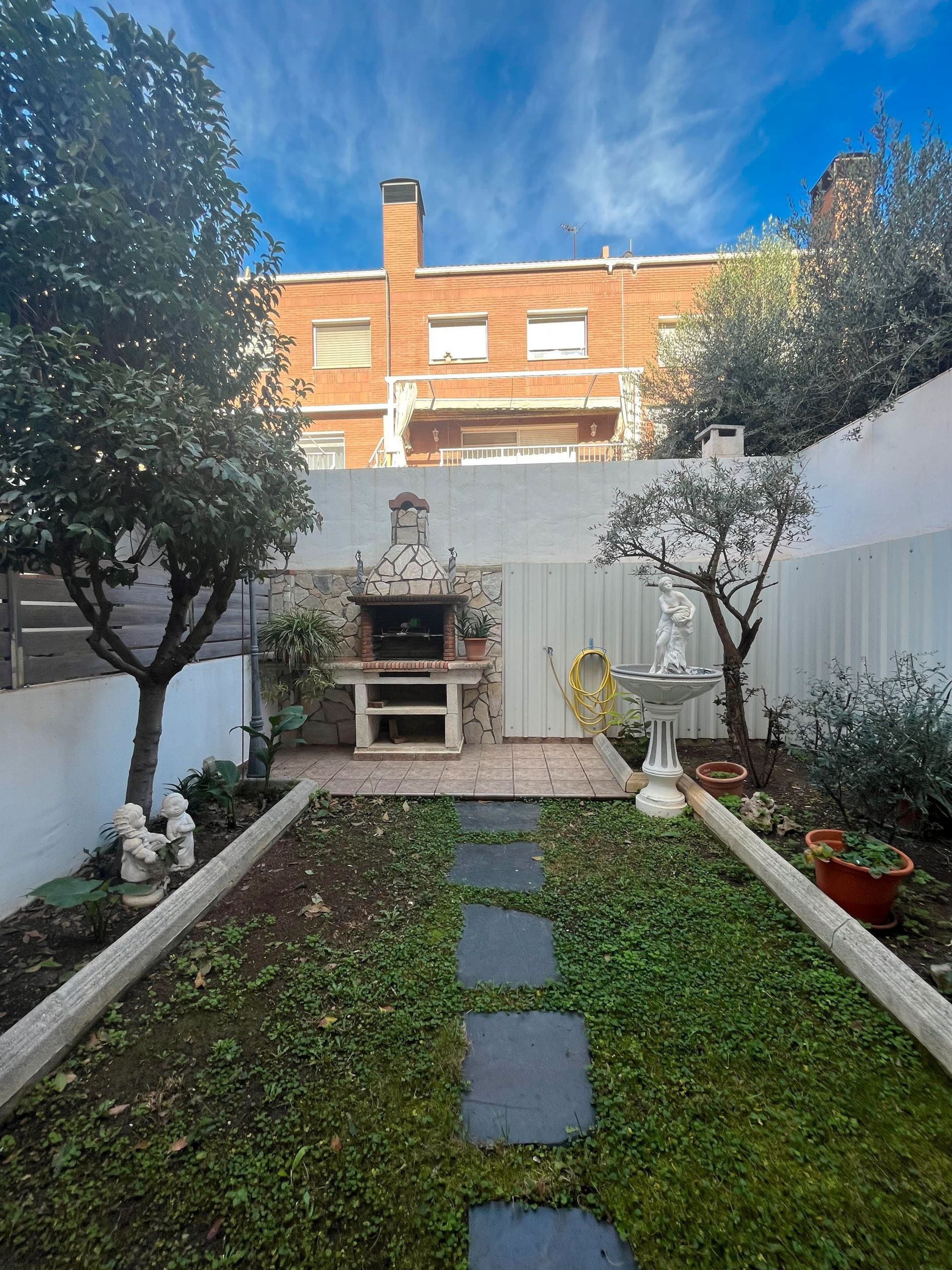 Casa adosada en venda