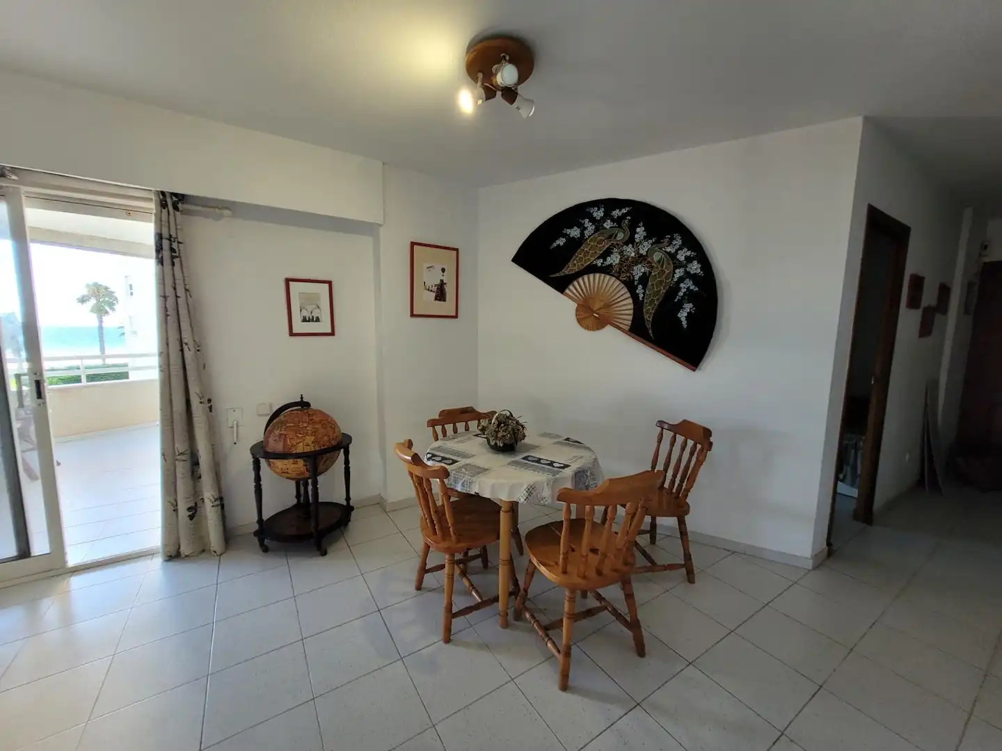 Menjador de Apartament en venda en Alicante / Alacant amb Jardí privat, Terrassa i Balcó