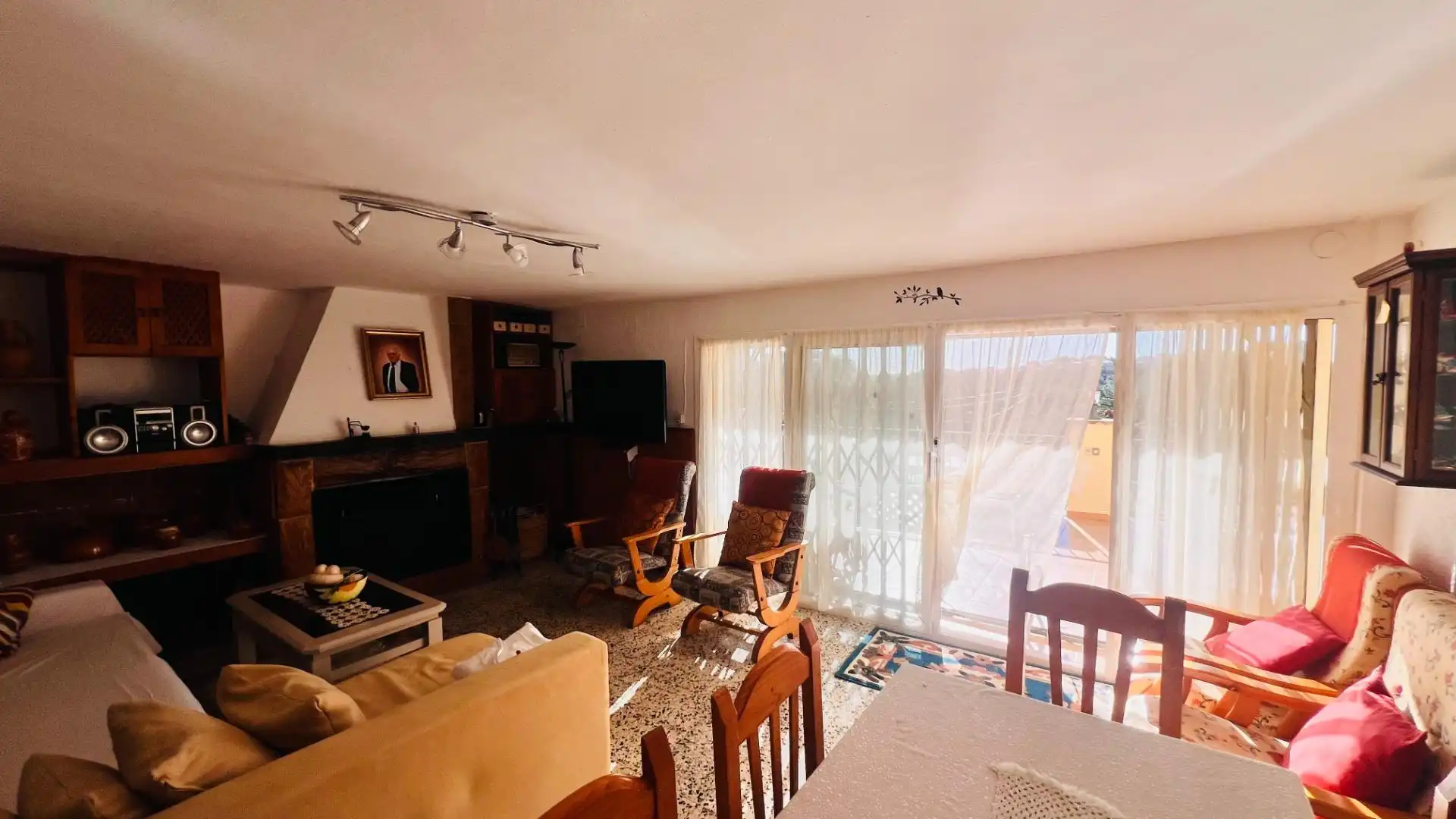 Sala de estar de Finca rústica en venta en Pratdip con Aire acondicionado, Jardín privado y Terraza