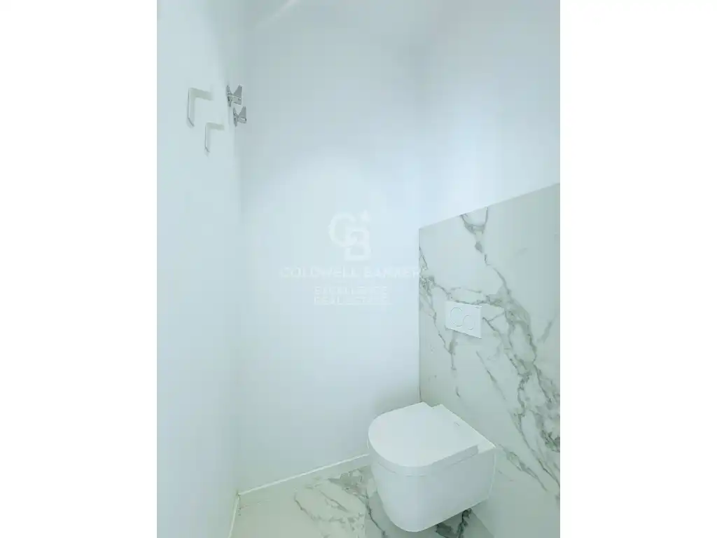 Badezimmer von Wohnung zur Miete in Ciutat Vella 
