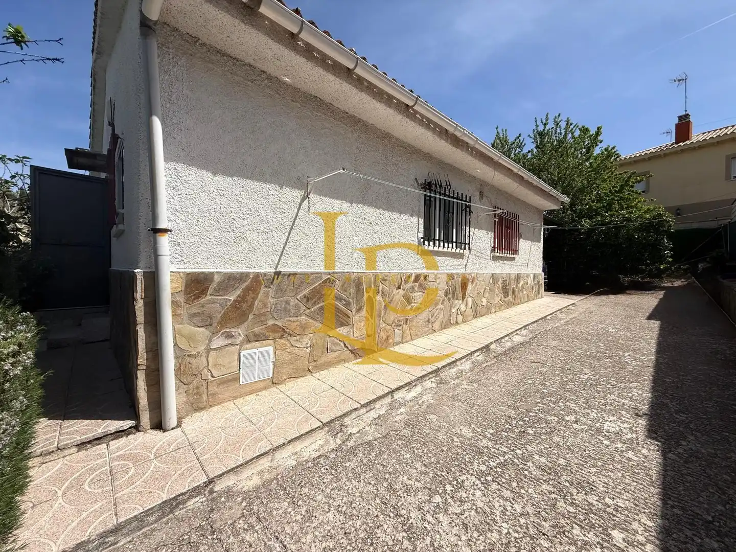 Exterior view of Houses for sale in Trijueque  with Heating, Private garden and Oven