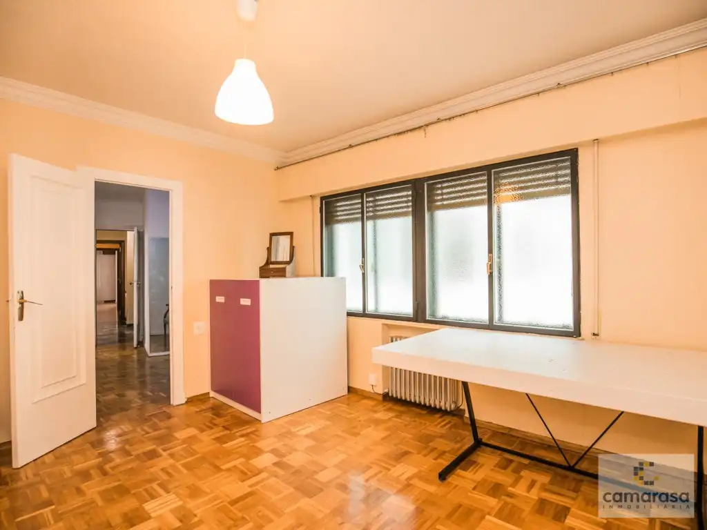 Piso en venta en Ávila con Calefacción y Terraza