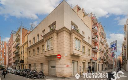 Exterior view of Flat for sale in  Barcelona Capital  with Furnished