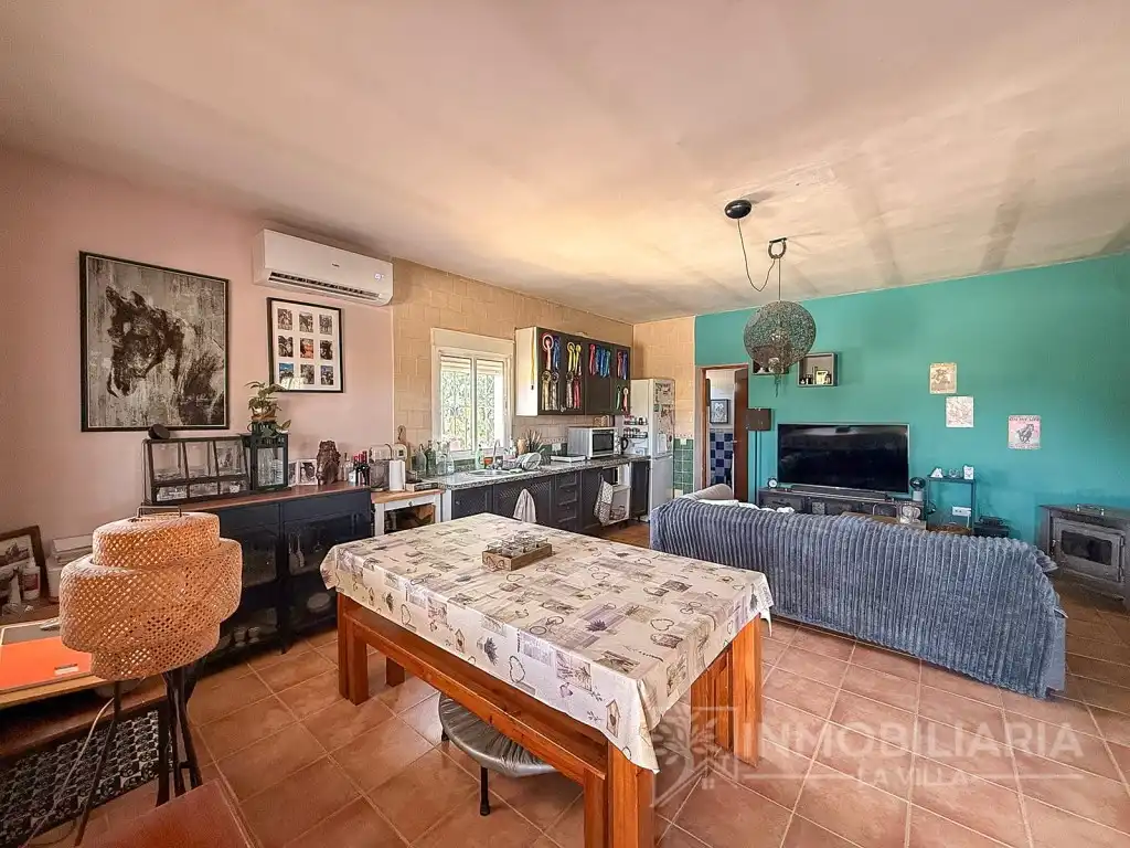 Casa rústica amb piscina en venda a Barrio Llanos Los, imagen 5