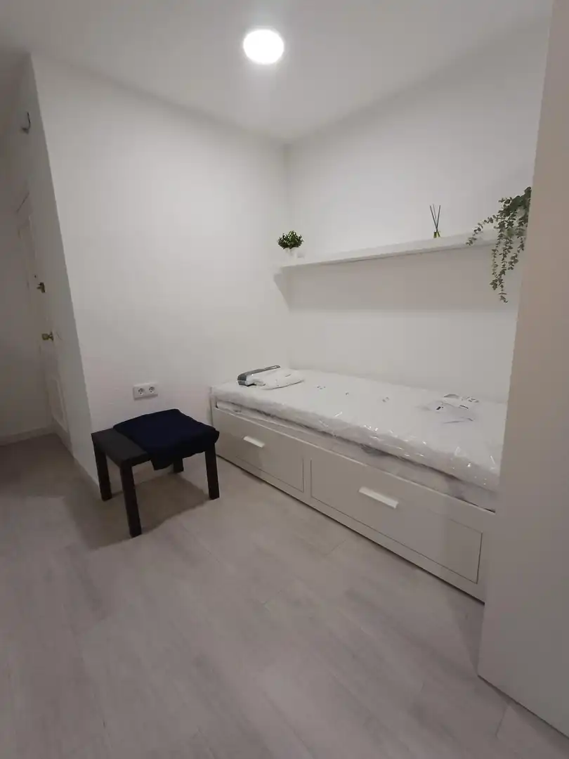 Habitación de Estudio de alquiler en Murcia con Aire acondicionado, Calefacción y Amueblado