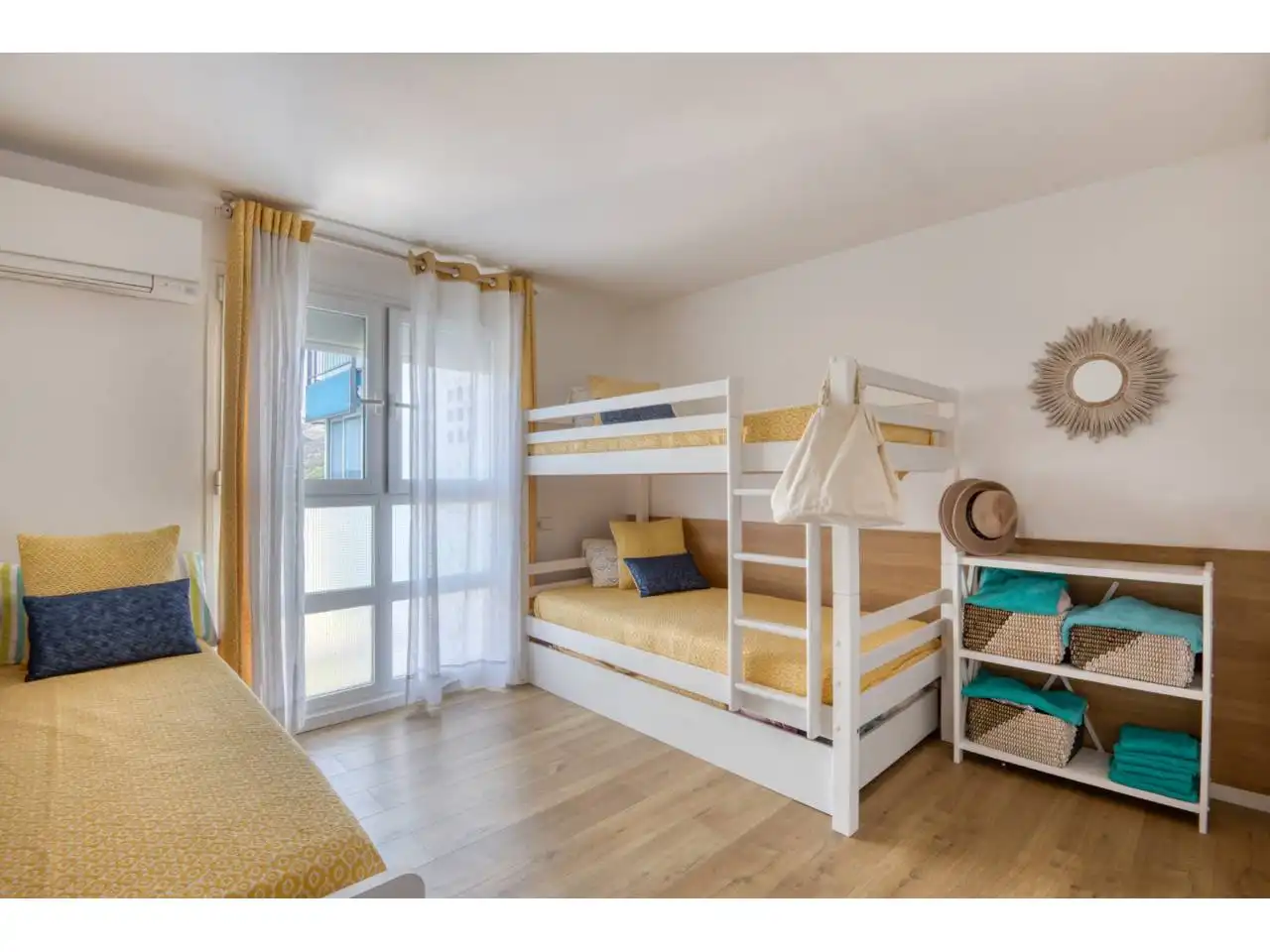 Schlafzimmer von Wohnungen zum Verkauf in Castell d'Aro, Platja d'Aro i s'Agaró mit Terrasse, Balkon und Alarm
