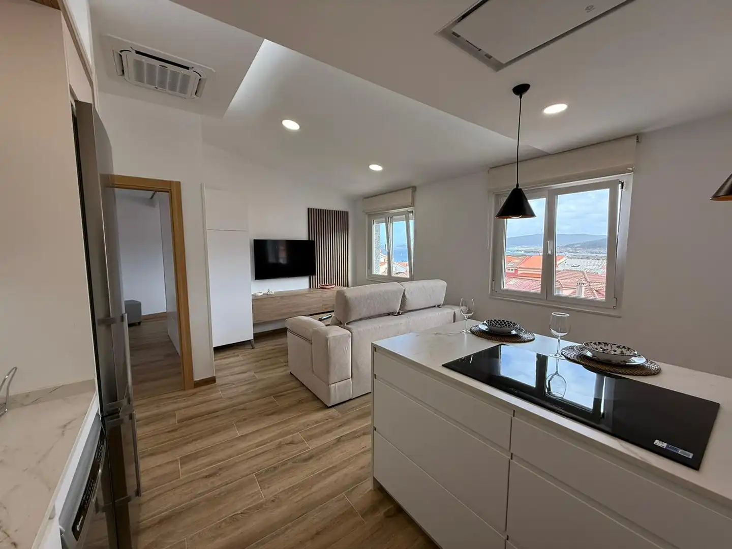 Living room of Flat for rent in Camariñas  with Heating, Parquet flooring and Furnished