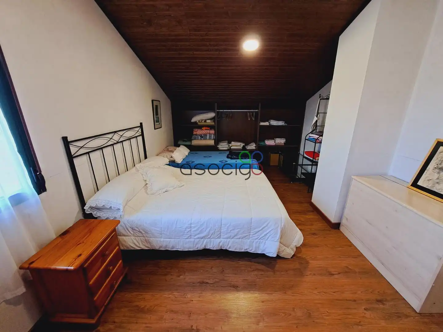 Habitación de Casa o chalet en venta en Solanillos del Extremo con Calefacción, Trastero y Piscina