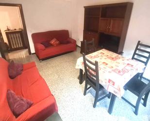 Living room of Flat to rent in  Zaragoza Capital  with Heating, Furnished and Oven