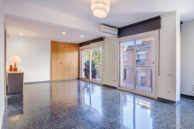 Piso en Venta en Vallparadís - Antic Poble de Sant Pere