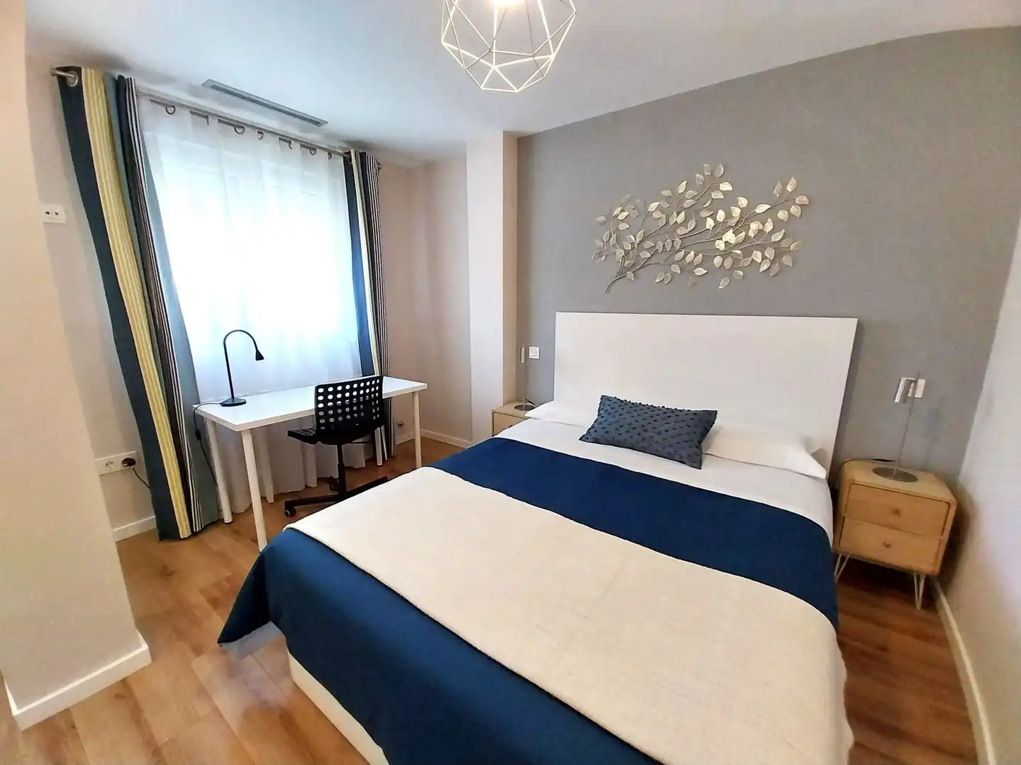 Bedroom of Flat for rent in Valladolid  with Air Conditioner, Heating and Terrace