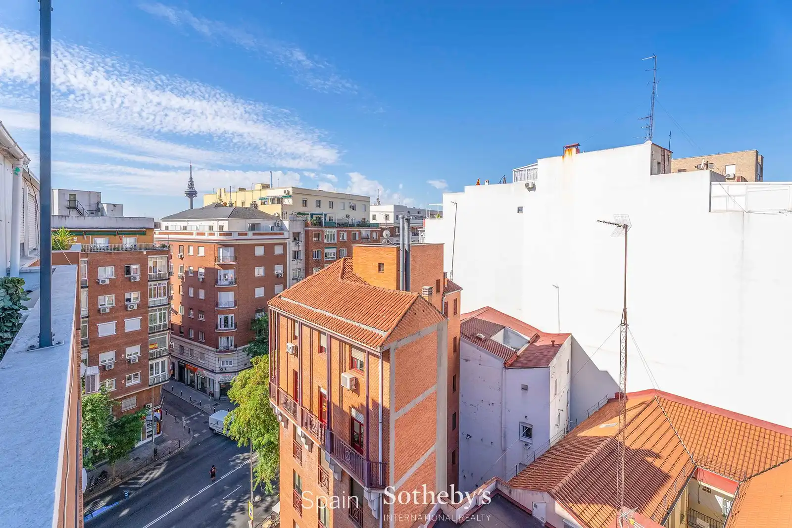 Vista exterior de Apartament en venda en Madrid amb Aire condicionat, Calefacció i Terrassa