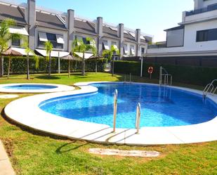 Swimming pool of Single-family semi-detached for sale in  Córdoba Capital  with Air Conditioner, Heating and Private garden