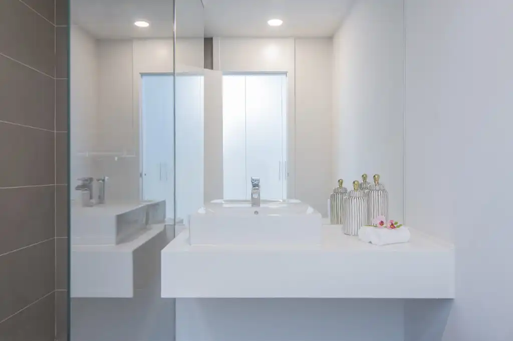 Bany de Apartament en venda en Estepona amb Calefacció, Jardí privat i Terrassa
