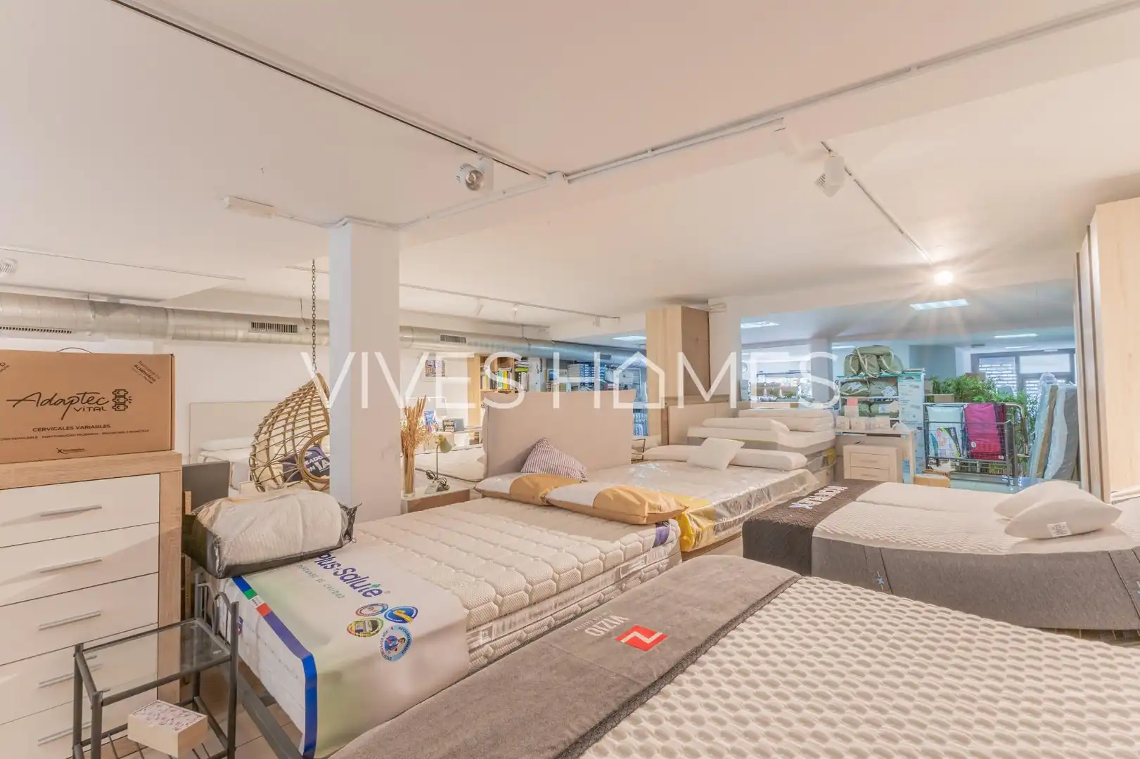 Local commercial à vendre à de la Platja Cassà, imagen 4