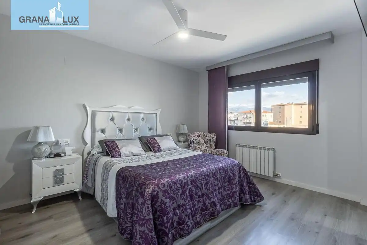 Bedroom of Houses for sale in Granada  with Air Conditioner, Heating and Terrace