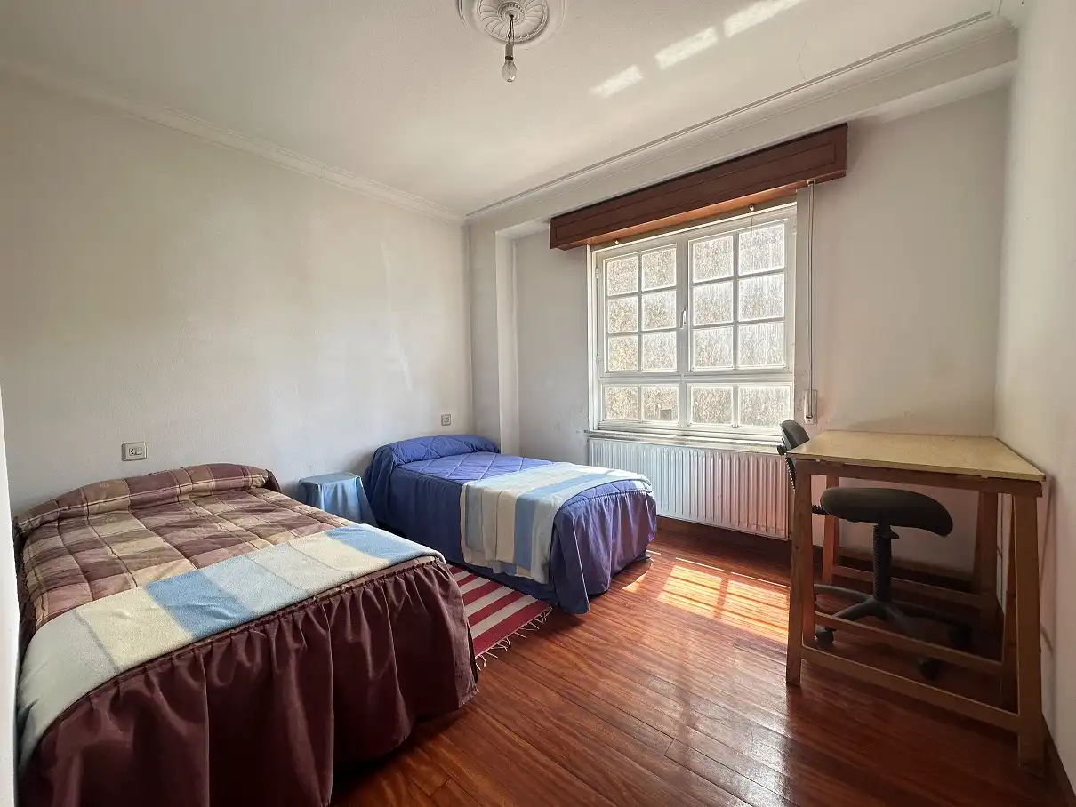 Bedroom of Flat for sale in Santiago de Compostela   with Heating