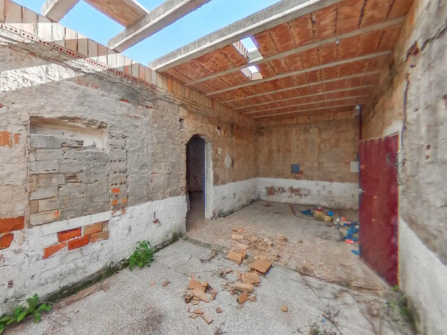 Haus zum Verkauf in Lora del Río, imagen 2