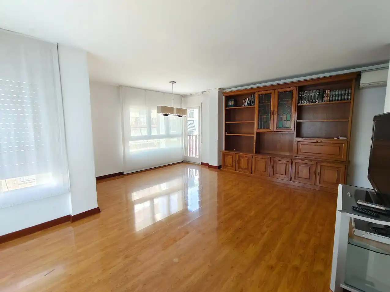 Sala de estar de Piso en venta en Girona con Aire acondicionado, Calefacción y Parquet