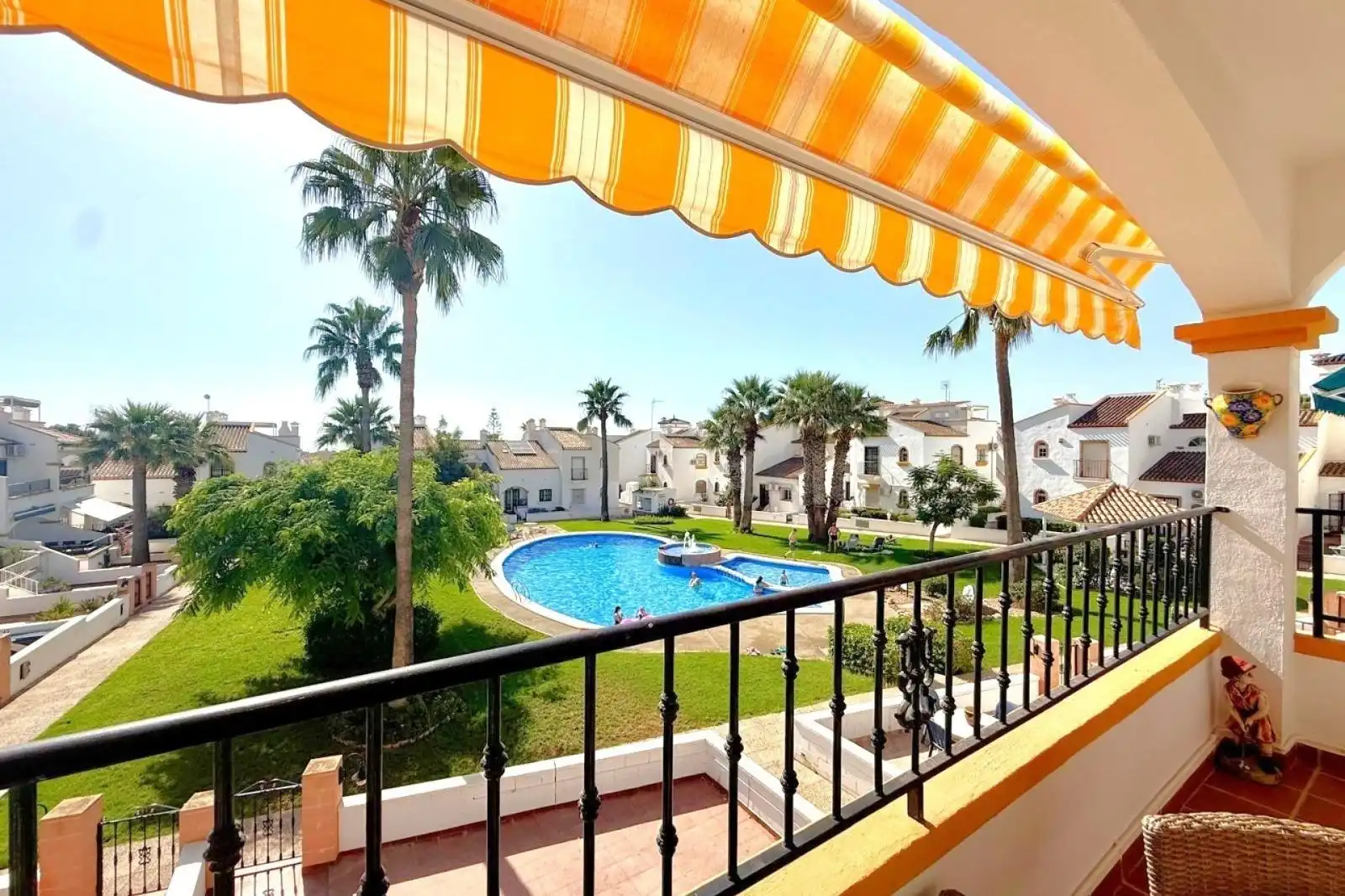 Penthouse with terrace for sale in Orihuela Costa