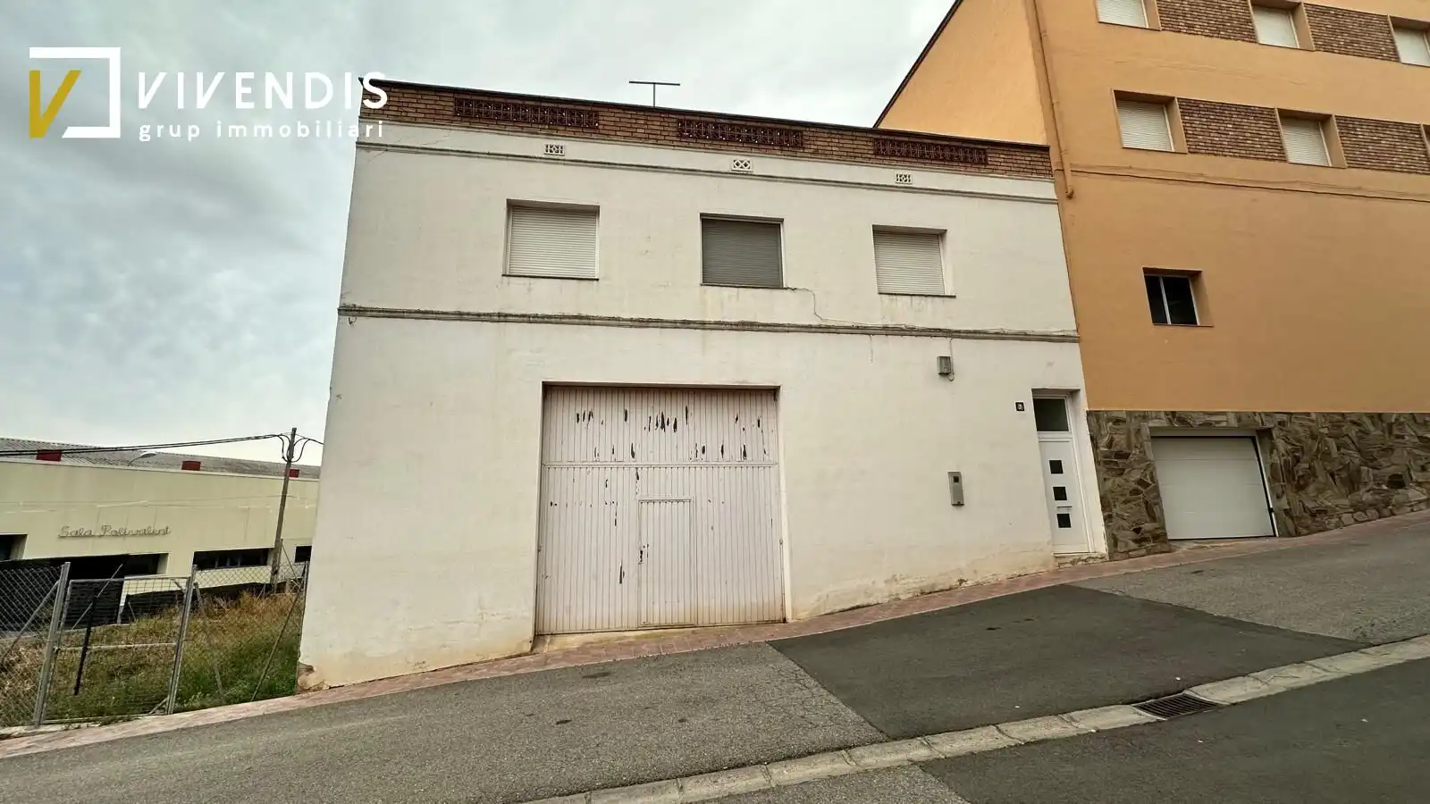 Vista exterior de Casa o chalet en venta en Almenar con Calefacción, Terraza y Amueblado