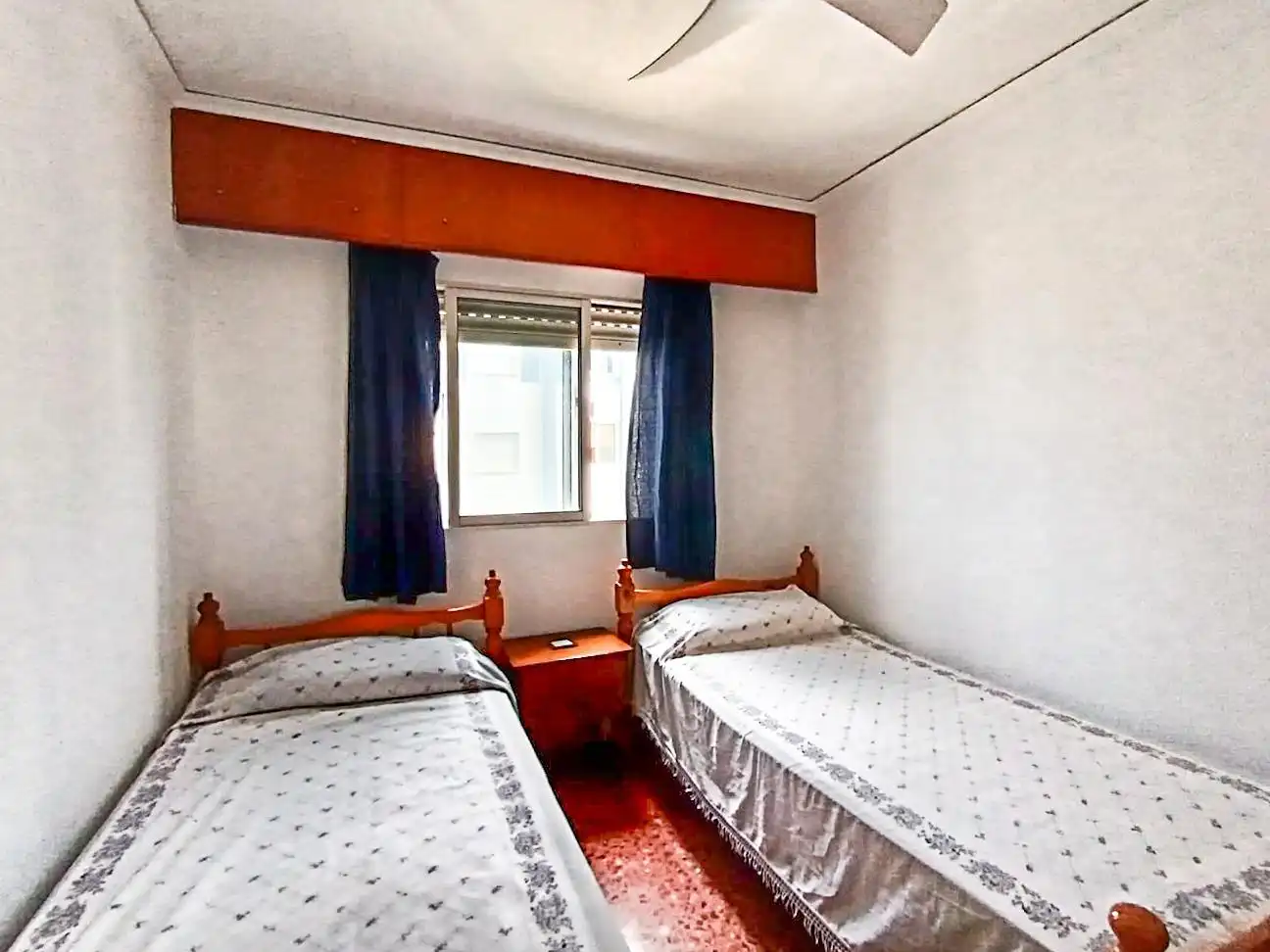 Dormitori de Apartament en venda en Miramar amb Terrassa, Moblat i Piscina comunitària