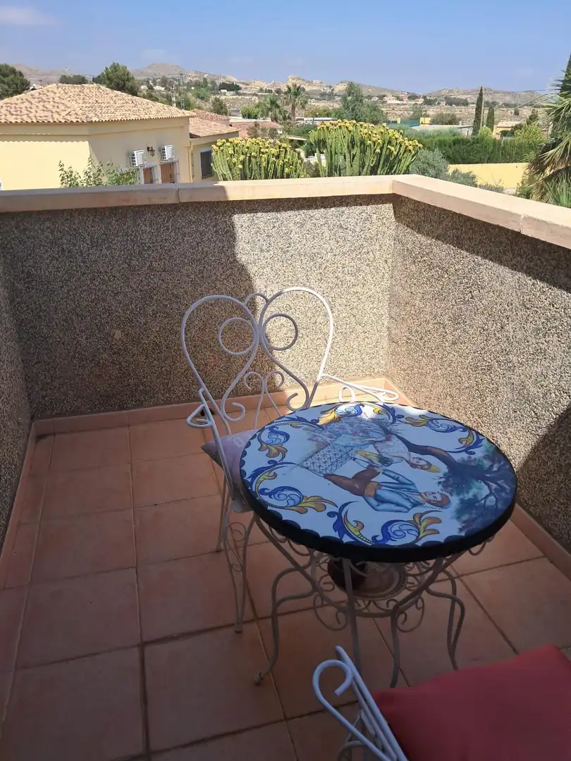 Terrassa de Casa o xalet en venda en Alicante / Alacant amb Terrassa, Piscina i Balcó
