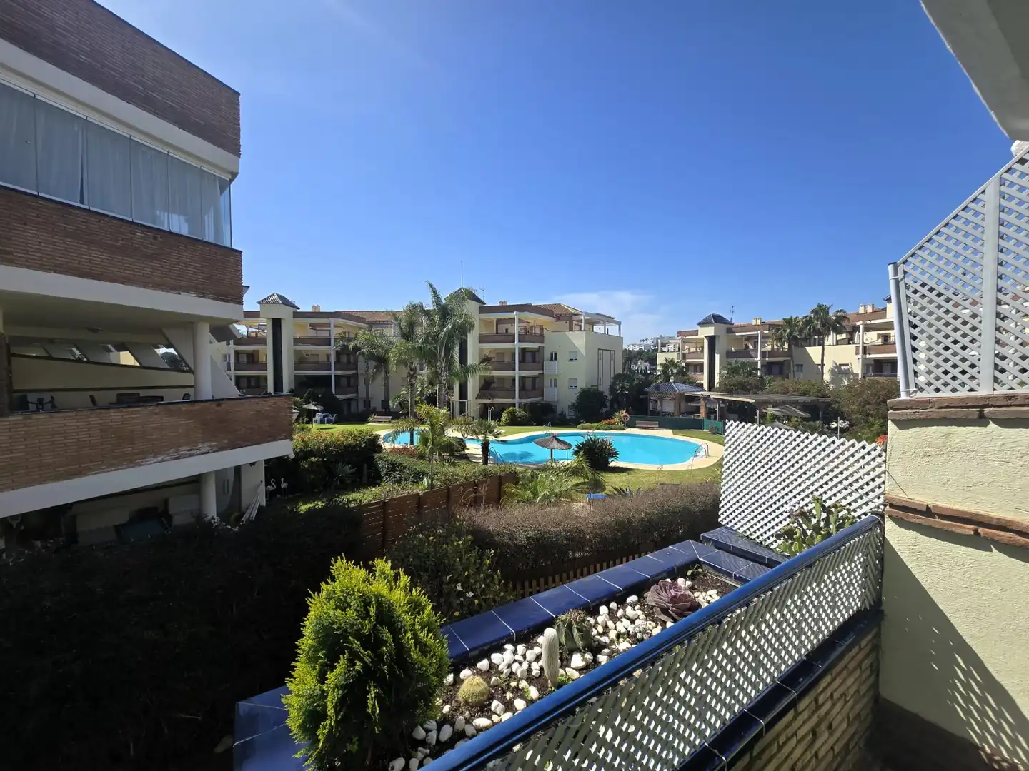 Vista exterior de Pis en venda en Mijas amb Aire condicionat, Calefacció i Terrassa