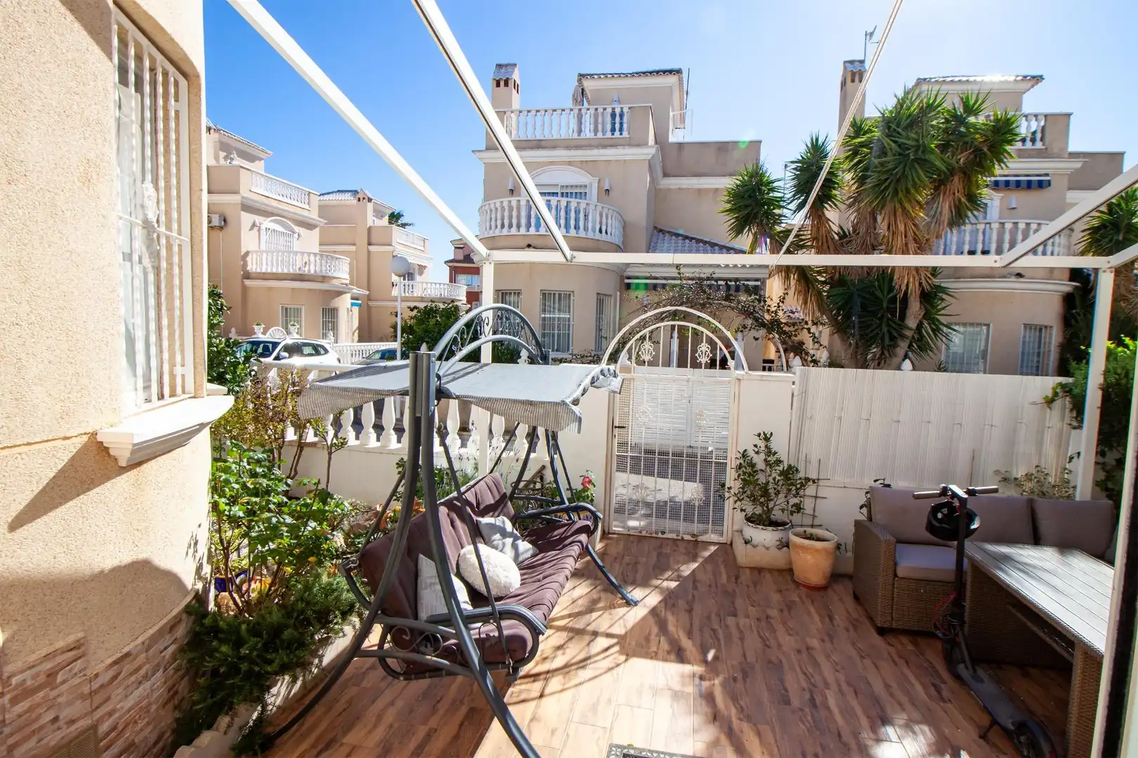 Terrassa de Casa o xalet en venda en Orihuela amb Aire condicionat, Calefacció i Jardí privat