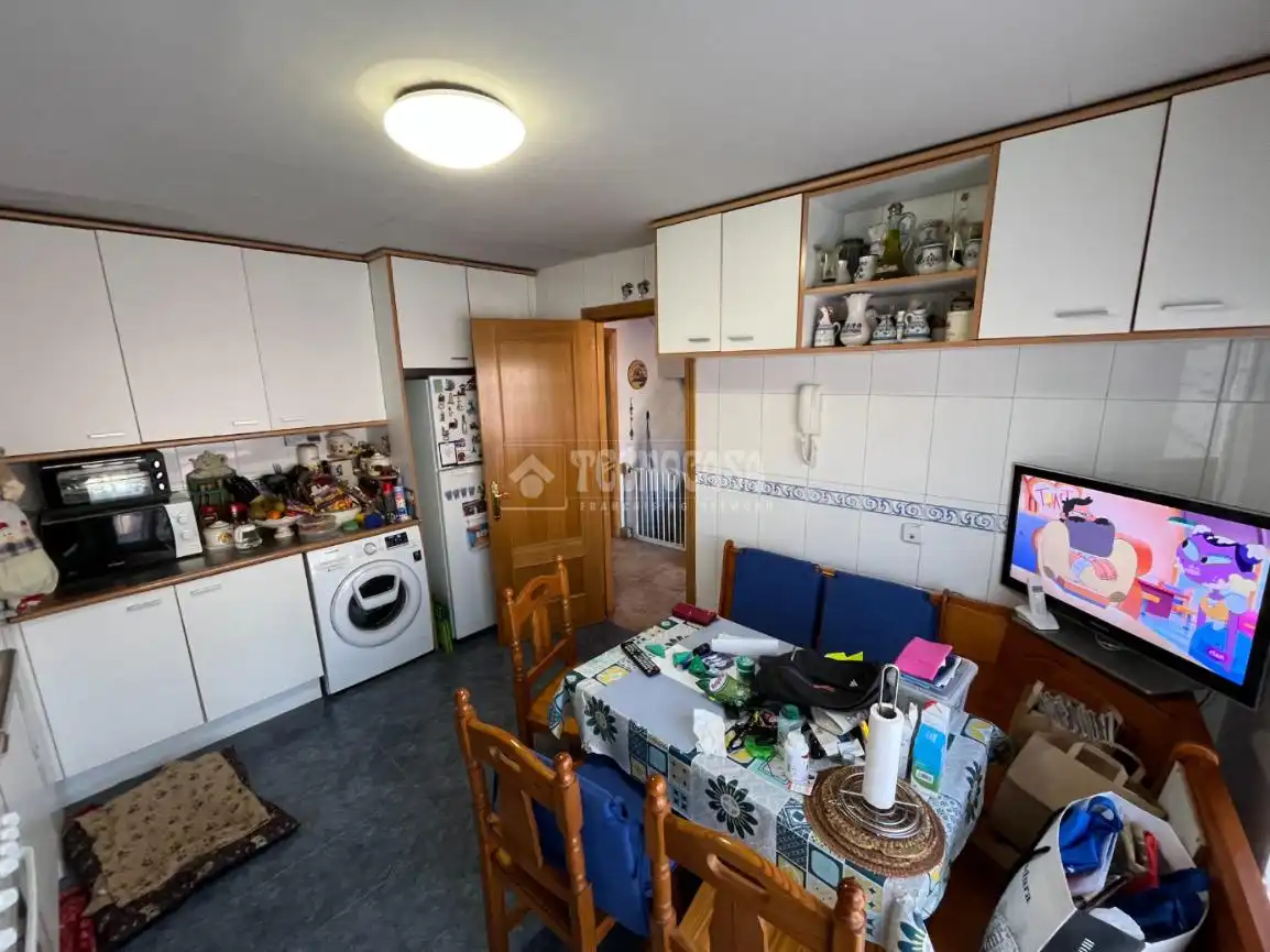 Kitchen of Detached homes for sale in Alcalá de Henares  with Air Conditioner and Heating