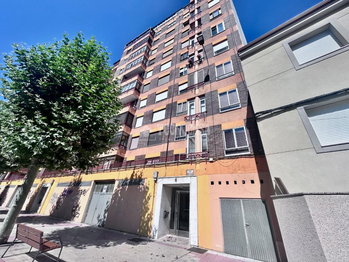 Pis en venda a Av. del Reino de León, El Ejido - Santa Ana, León Capital