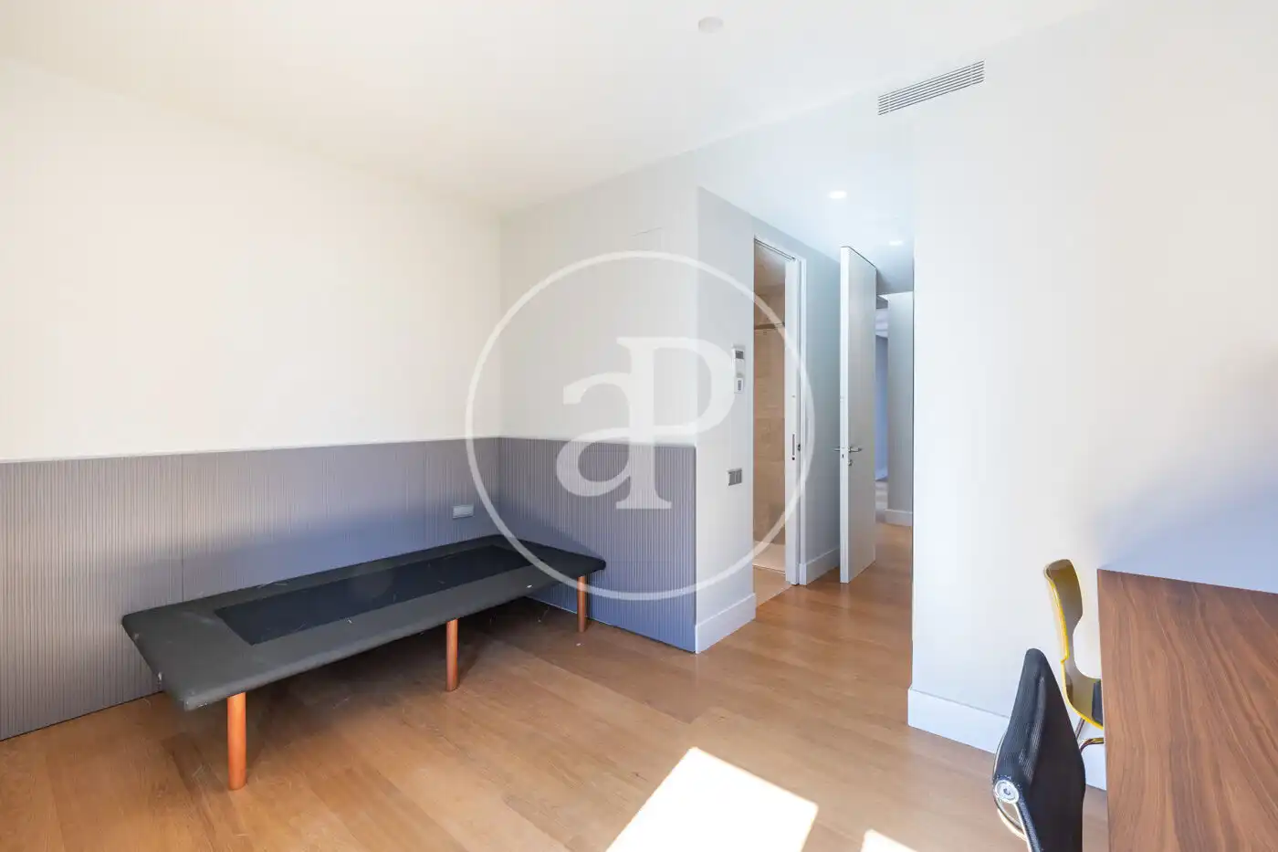 Piso de alquiler en Barcelona con Aire acondicionado, Calefacción y Jardín privado