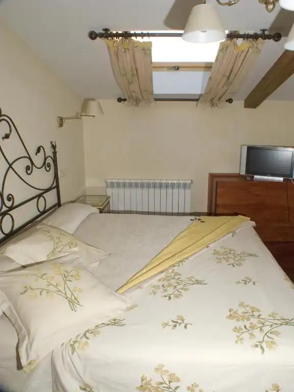 Habitación de Edificio en venta en Santa María del Tiétar