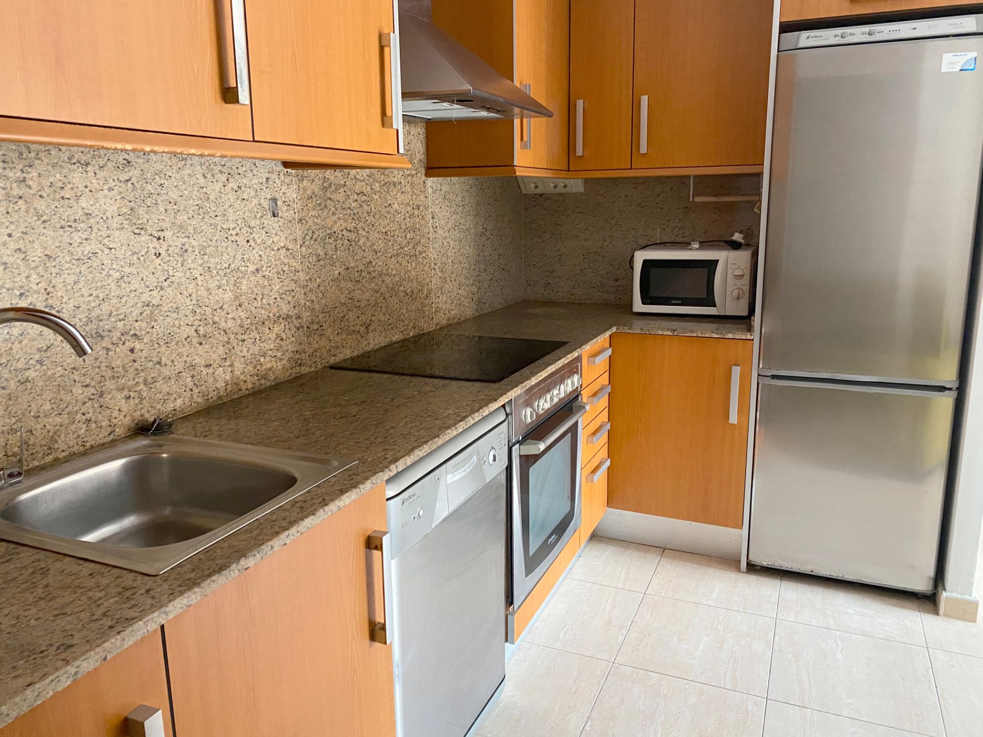 Kitchen of Flat for sale in Reus  with Air Conditioner, Terrace and Alarm