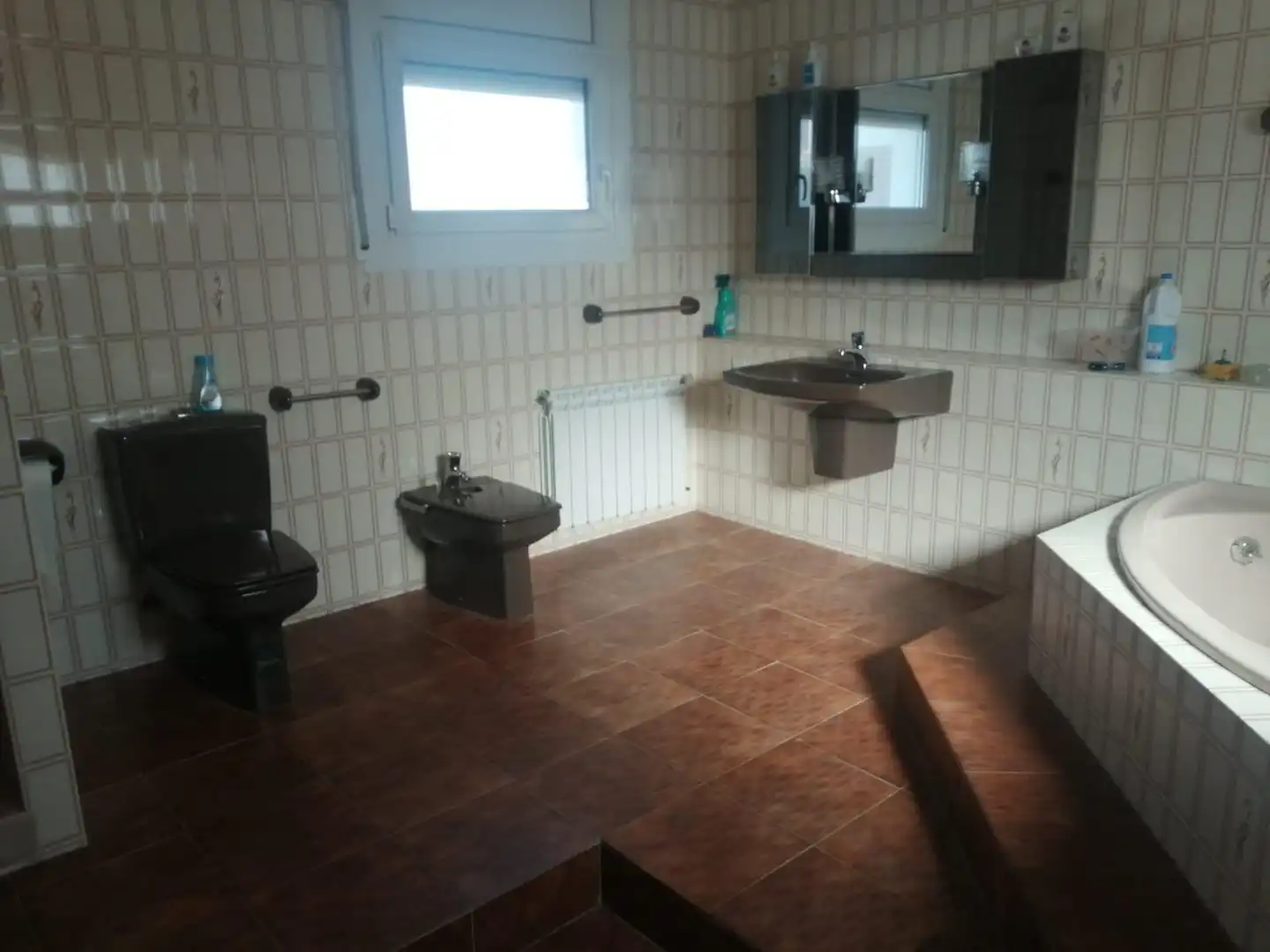 Bany de Casa o xalet en venda en Tàrrega amb Jardí privat, Terrassa i Traster