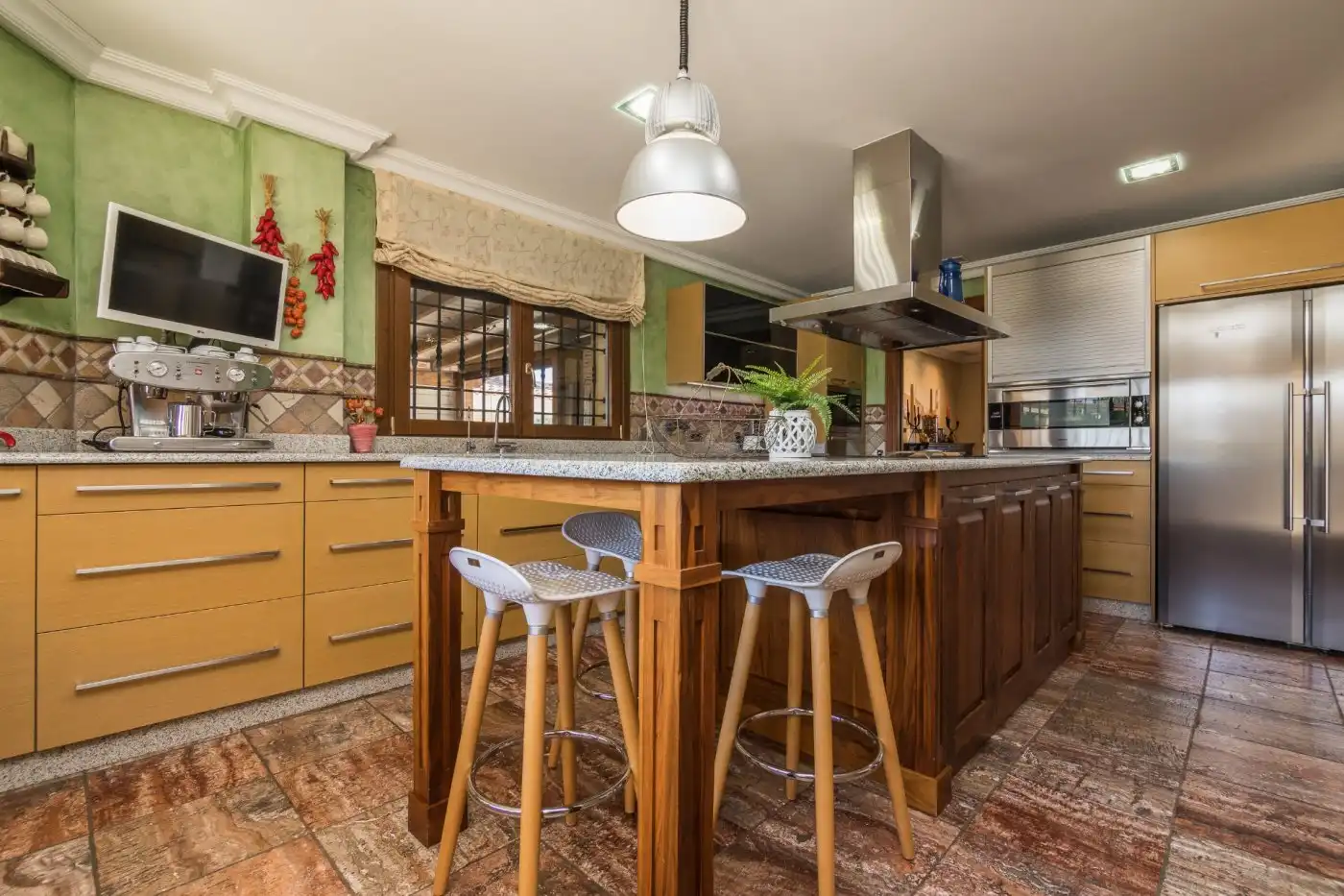 Kitchen of Houses for sale in Elche / Elx  with Air Conditioner, Private garden and Terrace