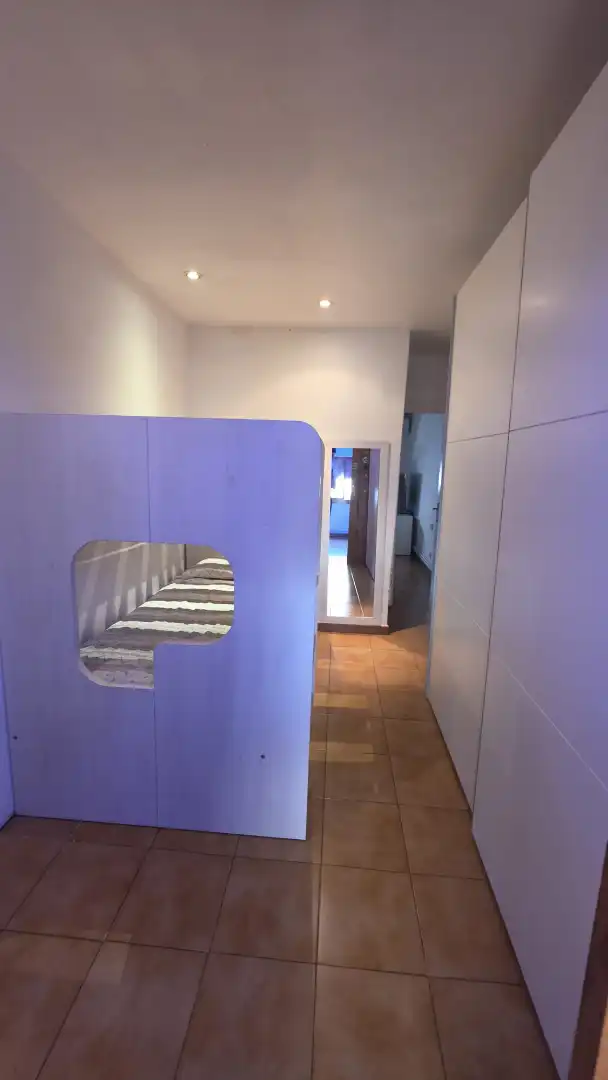 Dormitori de Casa adosada en venda en Barcelona amb Aire condicionat, Jardí privat i Terrassa