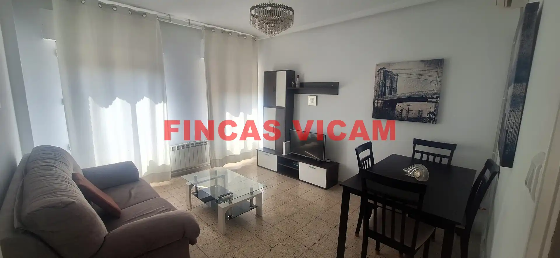Sala de estar de Piso de alquiler en Huesca con Aire acondicionado, Calefacción y Amueblado