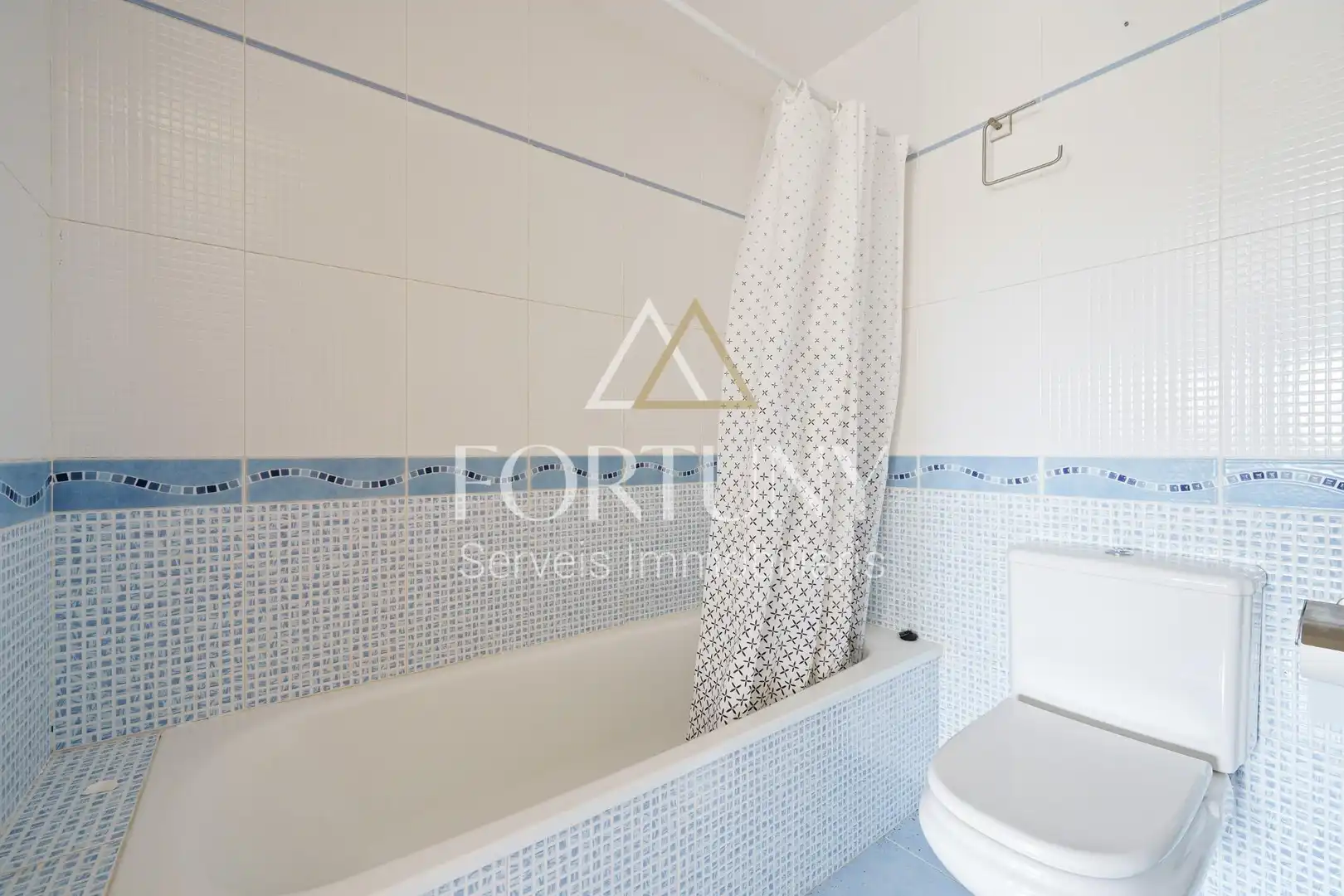 Badezimmer von Wohnung zum Verkauf in Alforja mit Terrasse