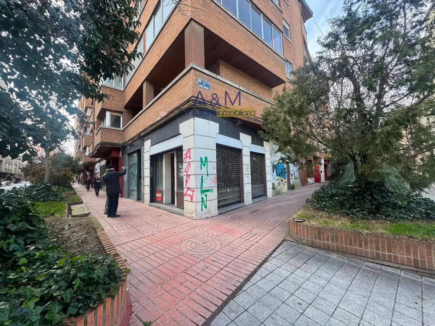 Local comercial de lloguer a León, imagen 2