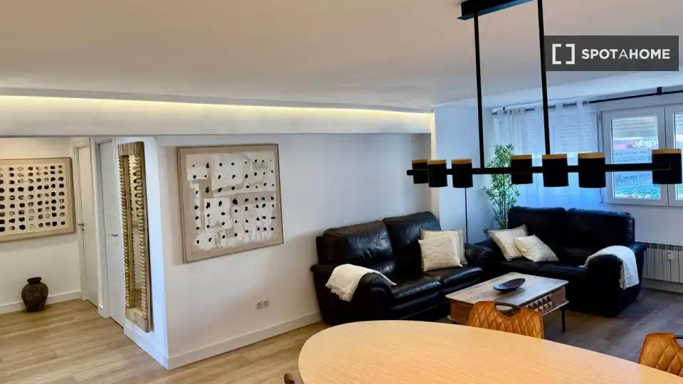 Sala de estar de Piso de alquiler en Madrid con Aire acondicionado, Calefacción y Amueblado