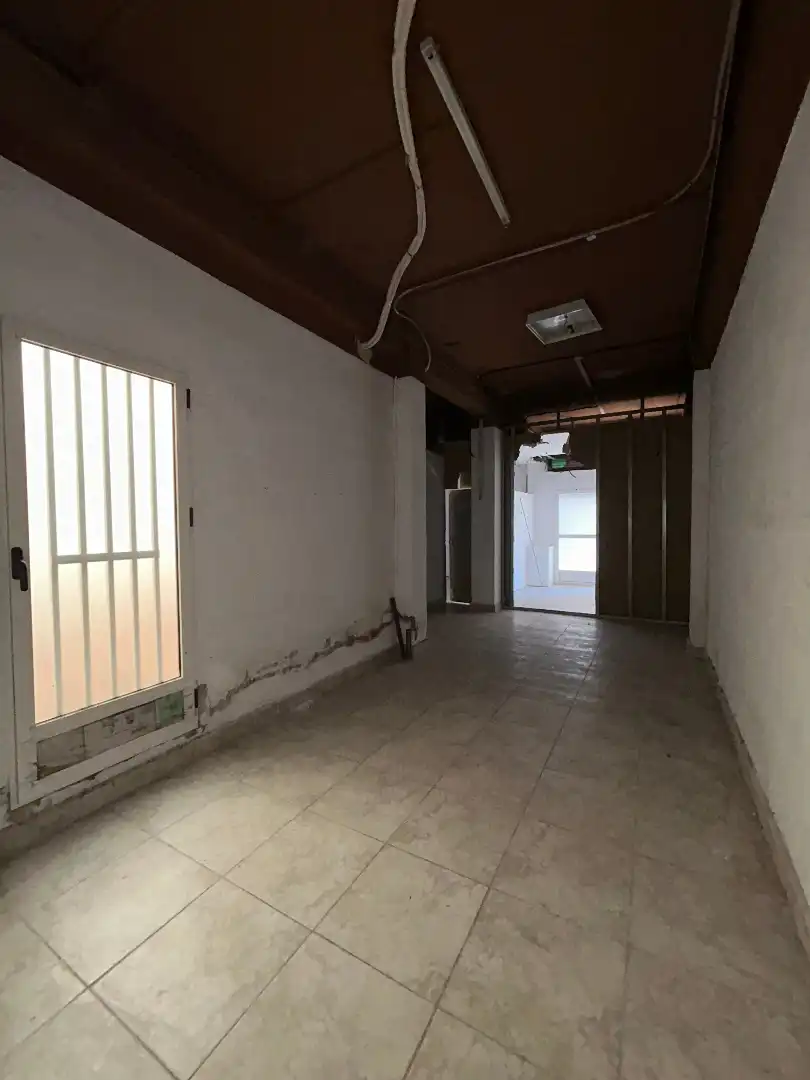 Local de alquiler en Sagunto / Sagunt